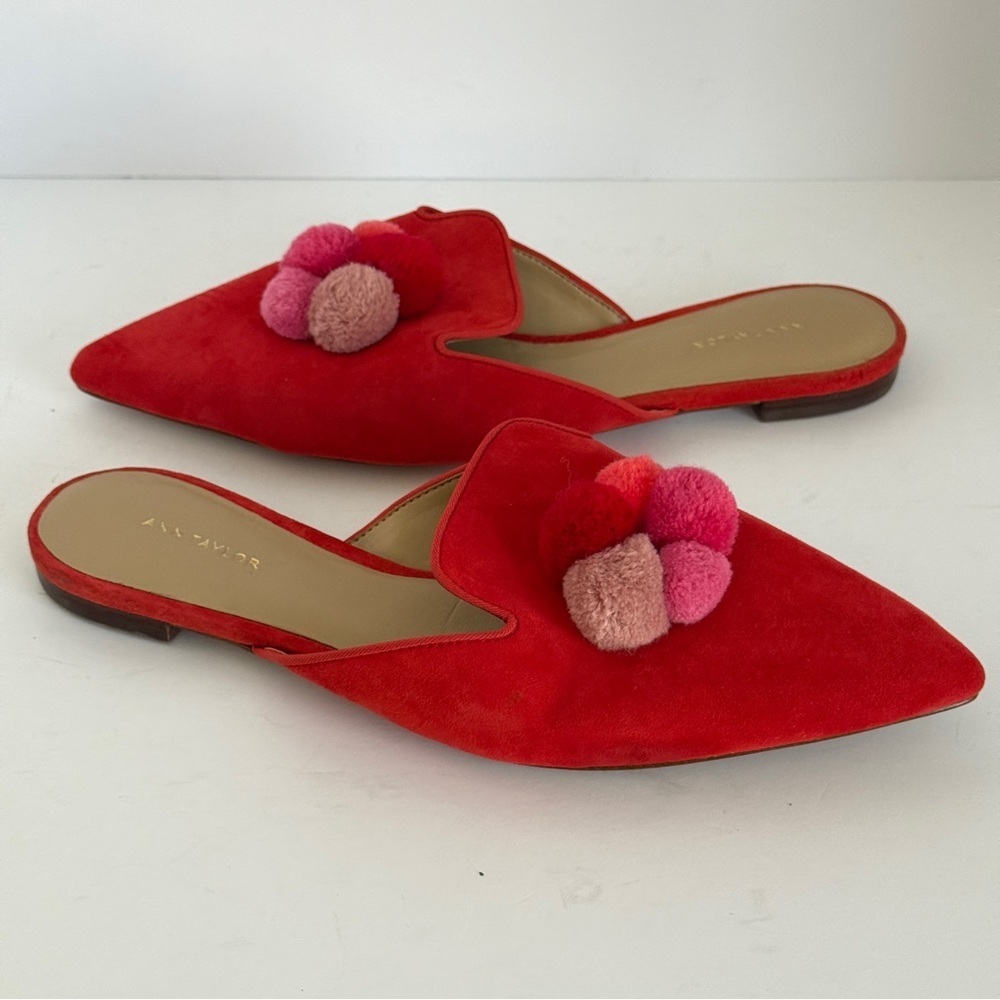 Ann Taylor Joana Pom Pom Slides Size 8